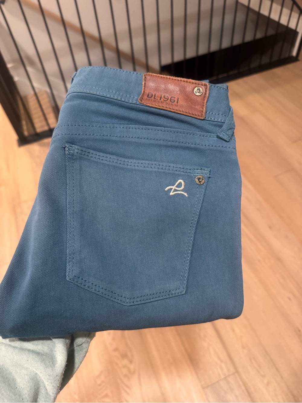 DL1961 Slate Blue Denim Amanda skinny pants